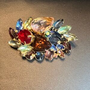 Elegant Multicolor Gemstone Brooch